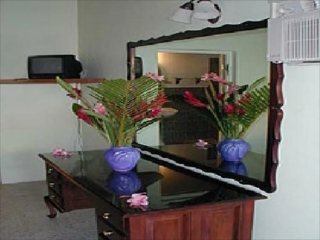 Bar B Barn Hotel Negril