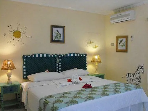 Bar B Barn Hotel Negril